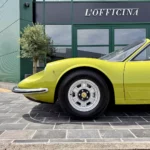 Profil gauche de la Ferrari Dino 246 GTS