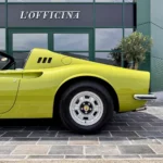 Profil arrière gauche de la Ferrari Dino 246 GTS