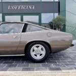 Profil gauche de la Ferrari 365 GTC/4 Marrone Colorado